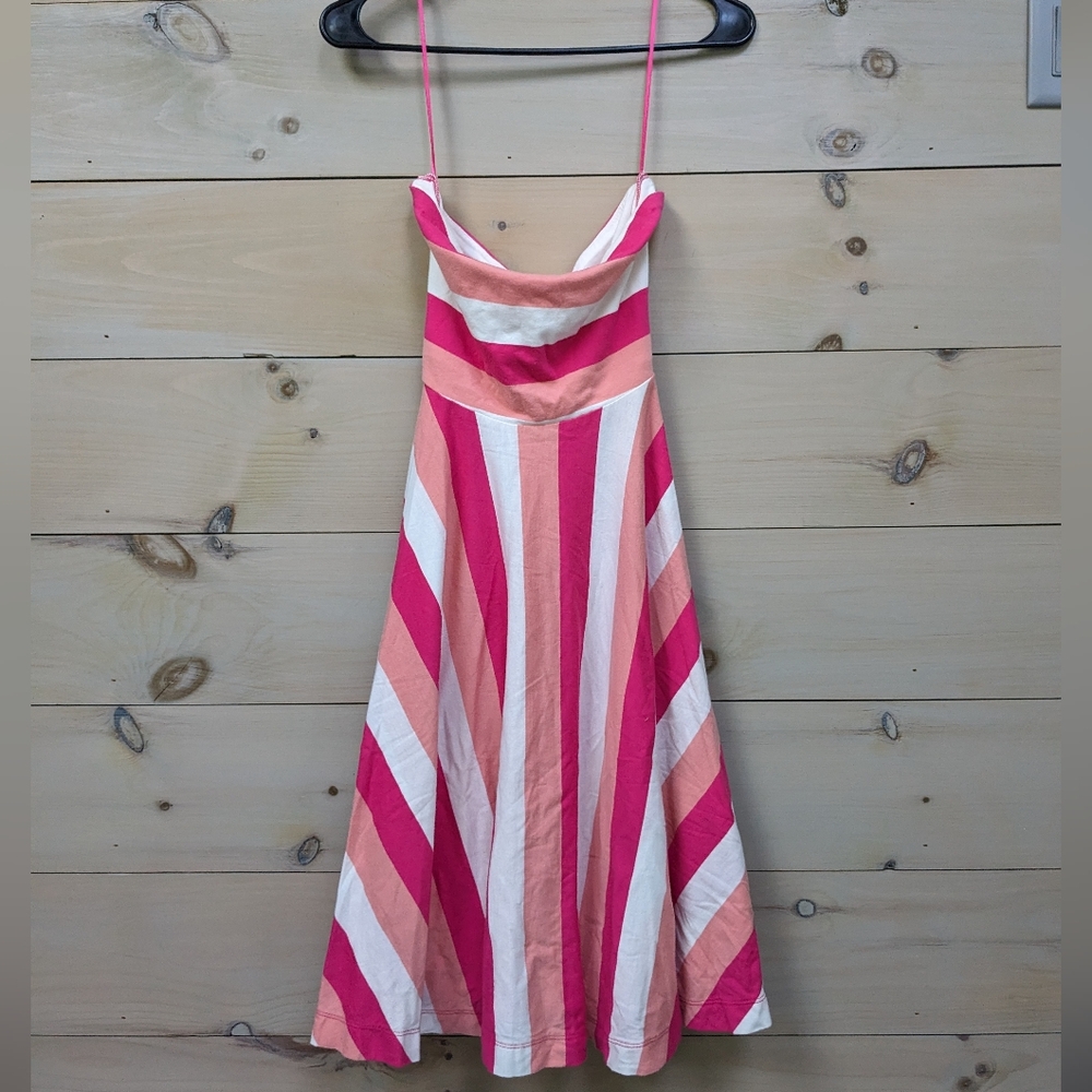 Strapless striped dress